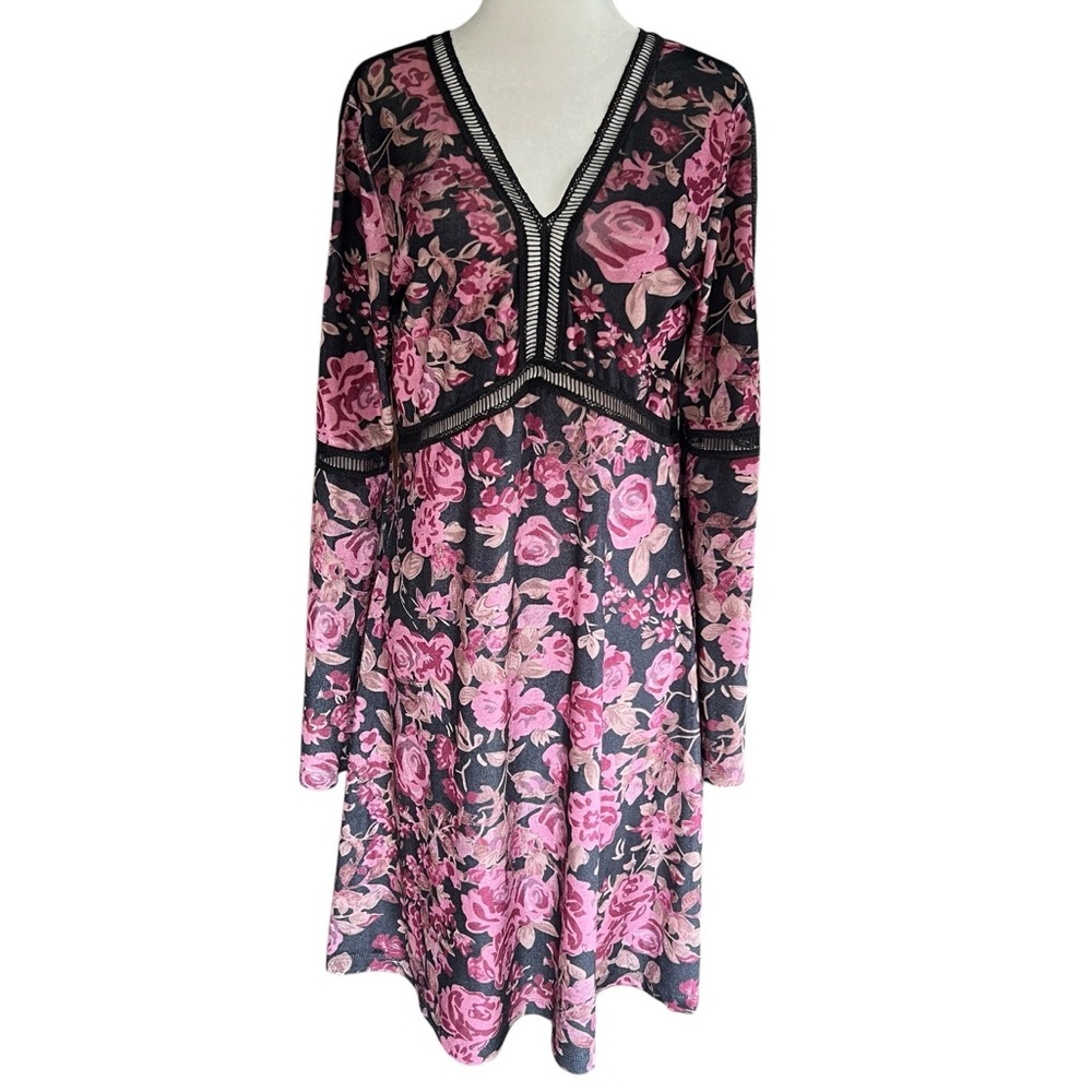 Venus Floral Bell Sleeve Dress – Size M – Black Pink Roses‎ – Made in Turkey
